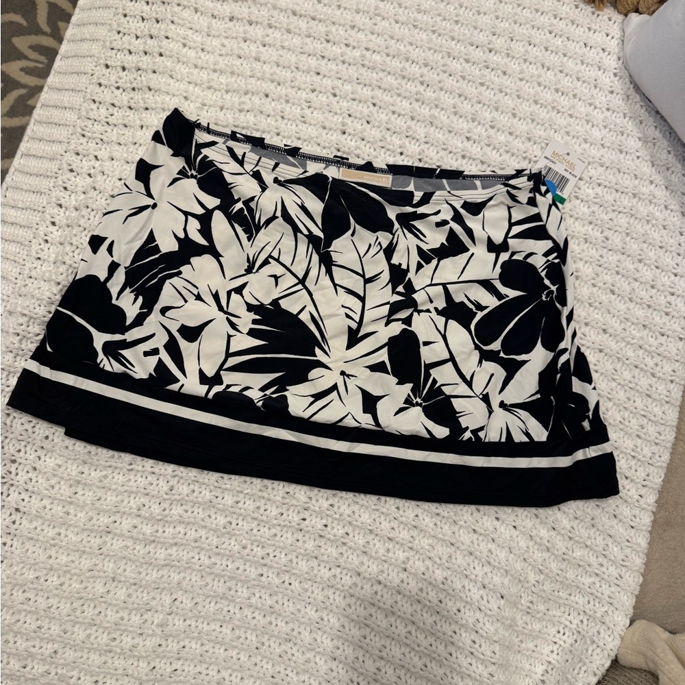 Michael Kors Black and White Swim Coverup